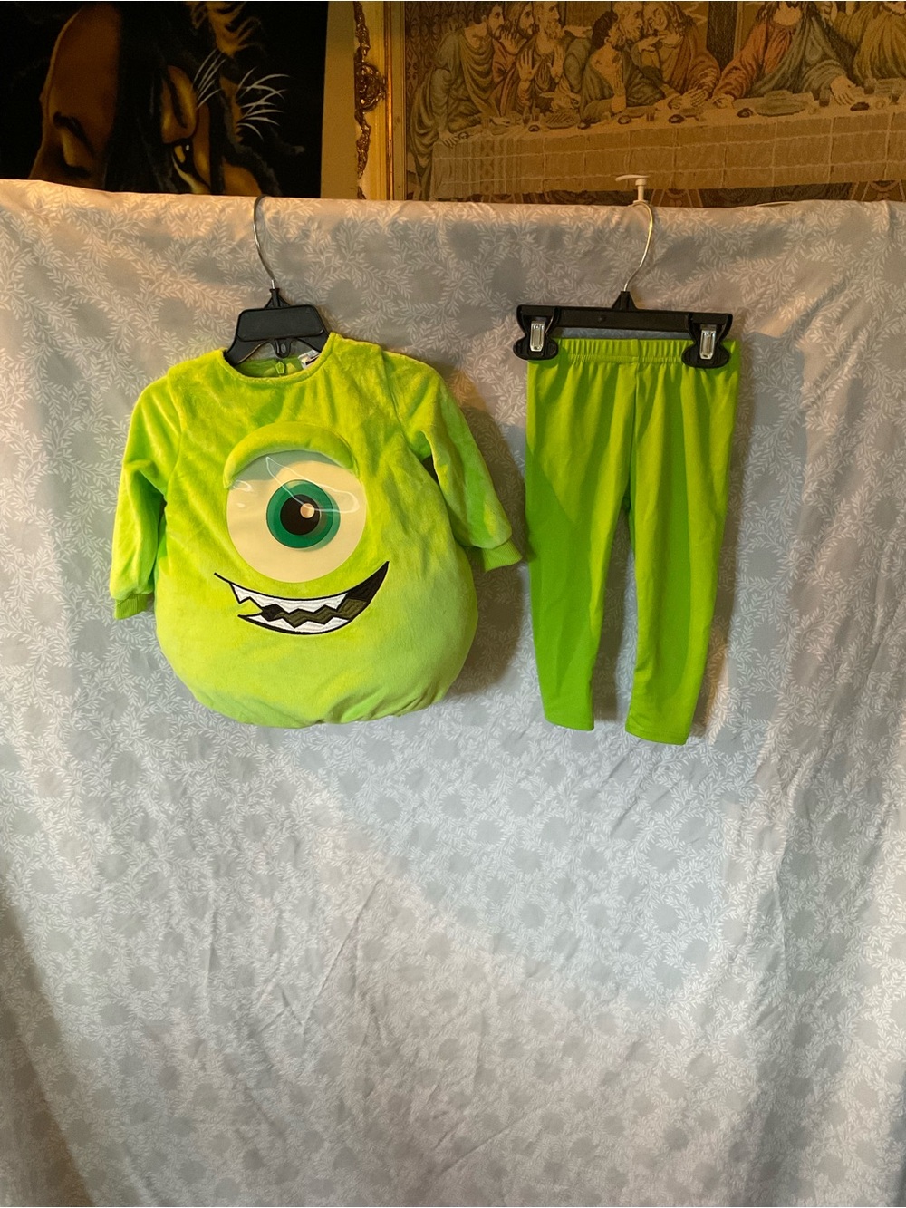 Spirit Mike Wazowski Bright Green Infant Halloween Costume - Picture 7 of 9